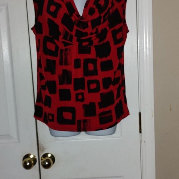 Michael  Michael Kors sleevless red black top Sz XL - Picture 2 of 5